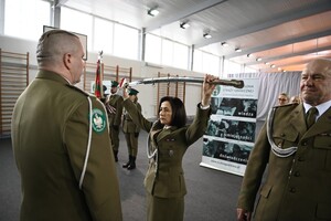 uroczyste pożegnanie funkcjonariuszy odchodzących na emeryturę 