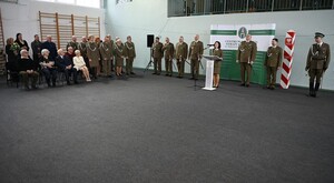 uroczyste pożegnanie funkcjonariuszy odchodzących na emeryturę 