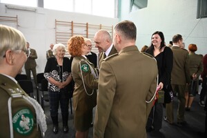 uroczyste pożegnanie funkcjonariuszy odchodzących na emeryturę 