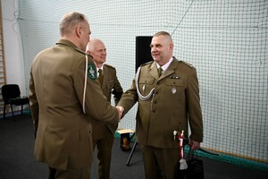 uroczyste pożegnanie funkcjonariuszy odchodzących na emeryturę 