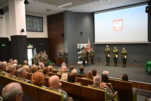 Nowo przyjęci funkcjonariusze 