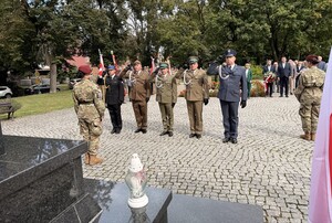 Delegacja służb mundurowych 