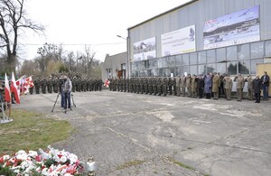 Apel Pamięci dedykowany ofiarom katastrofy lotniczej pod Smoleńskiem oraz uroczystości związane z upamiętnieniem 76. rocznicy Zbrodni Katyńskiej 