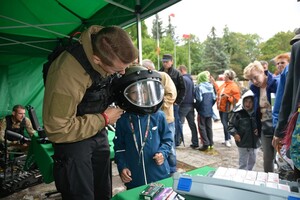 Pokaz sprzętu pirotechnicznego Centrum Szkolenia SG 
